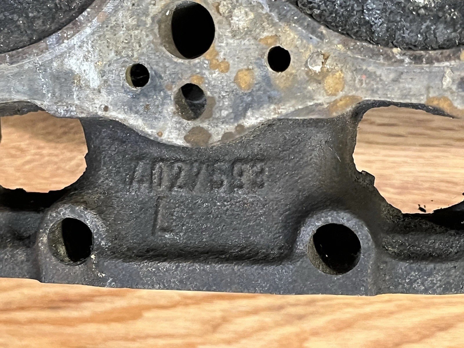 Vintage Pair of 2 Dodge Plymouth Chevy Cast Iron Engine Cylinder Heads 318 Mopar