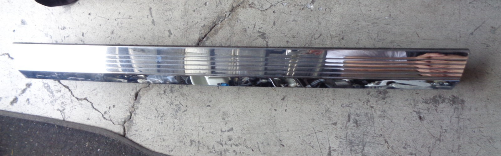 2011-2013 Honda Odyssey OEM Rear Hatch Lift Gate Molding Panel Chrome Trim