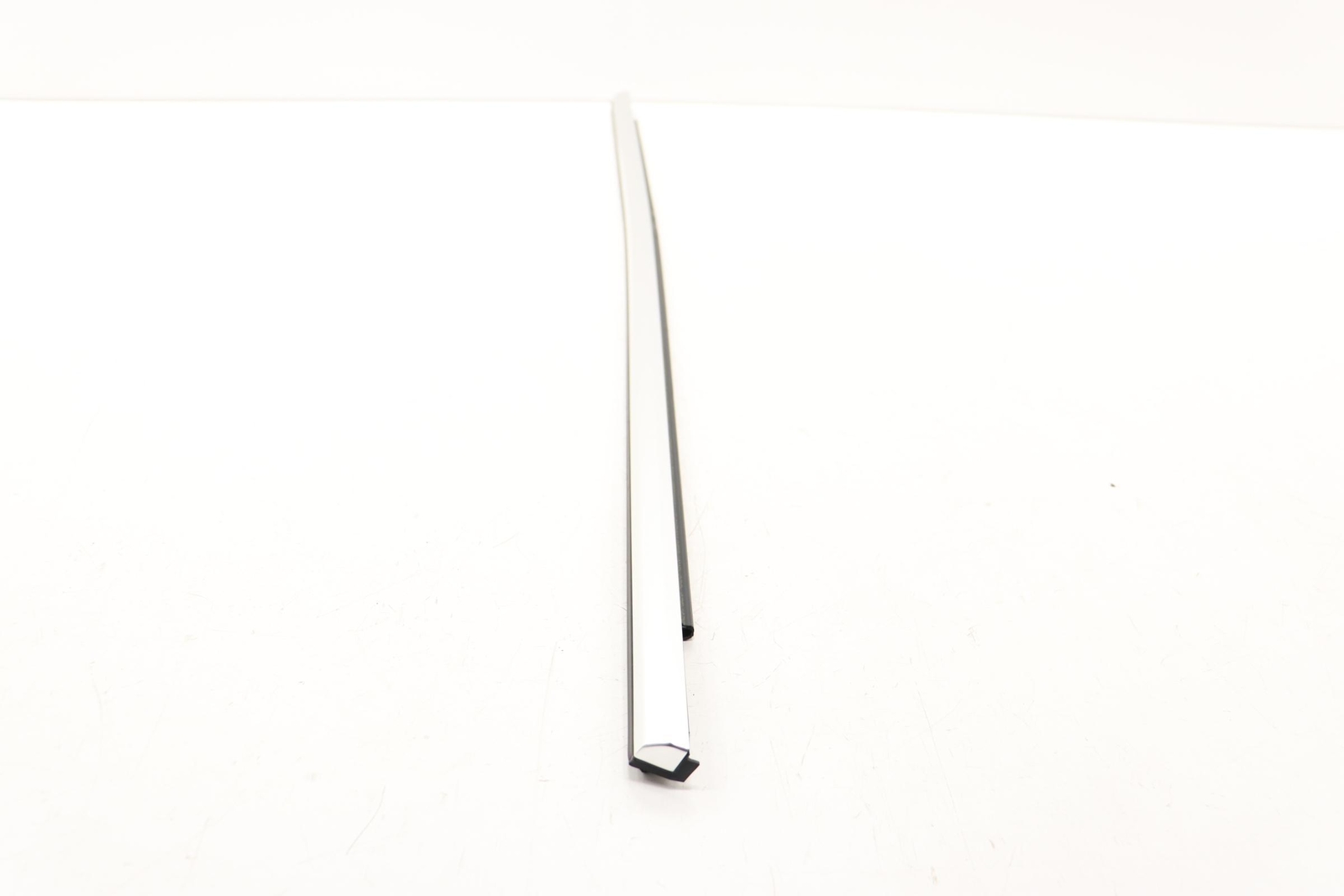 2019 – 2026 AUDI Q8 REAR LEFT SIDE DOOR WINDOW BELT MOLDING WEATHERSTRIP OEM