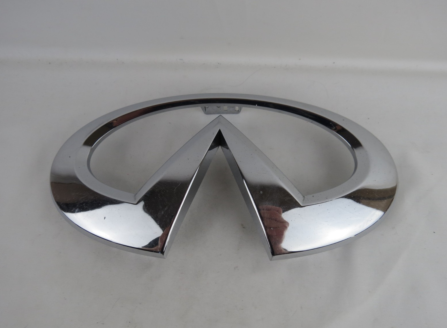2014-2020 Infiniti QX60 Front Grille Emblem Badge Sign Symbol Logo Genuine OEM