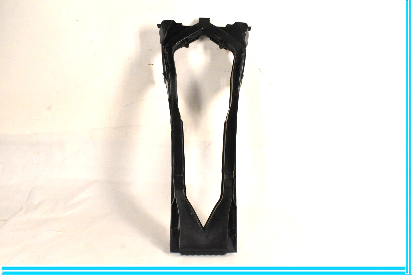 2003 – 2006 MERCEDES BENZ CL CLASS C215 BRACKET TRIM ARMREST CONSOLE CENTER OEM