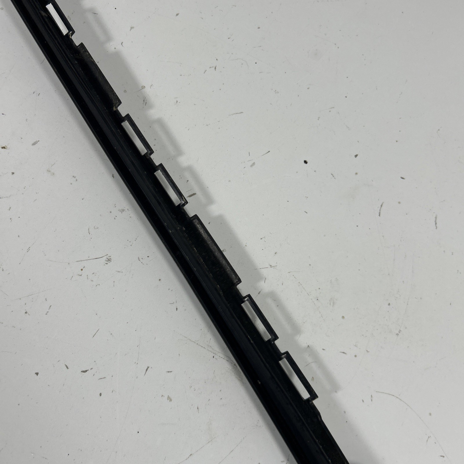 2009-2014 Honda Pilot Passenger Side Right Windshield Drip Strip Molding Trim