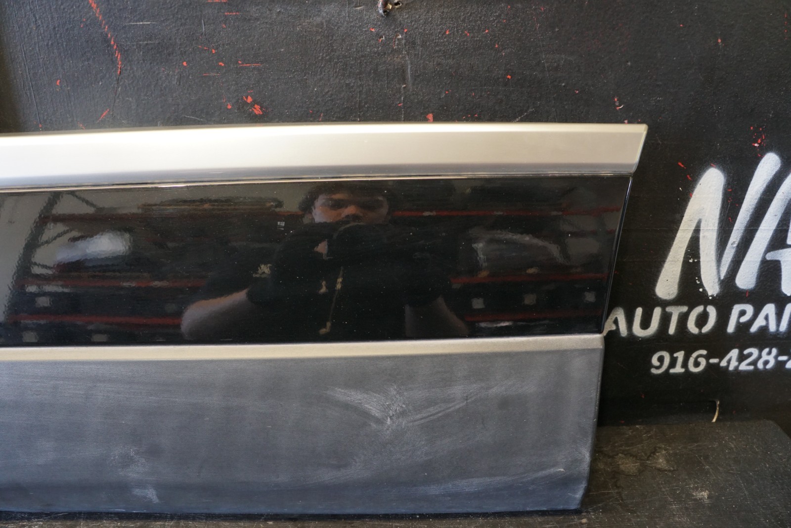 2013 – 2017 RANGE ROVER L405 LWB REAR LEFT BODY MOLDING OEM EK52-274A-49-BB