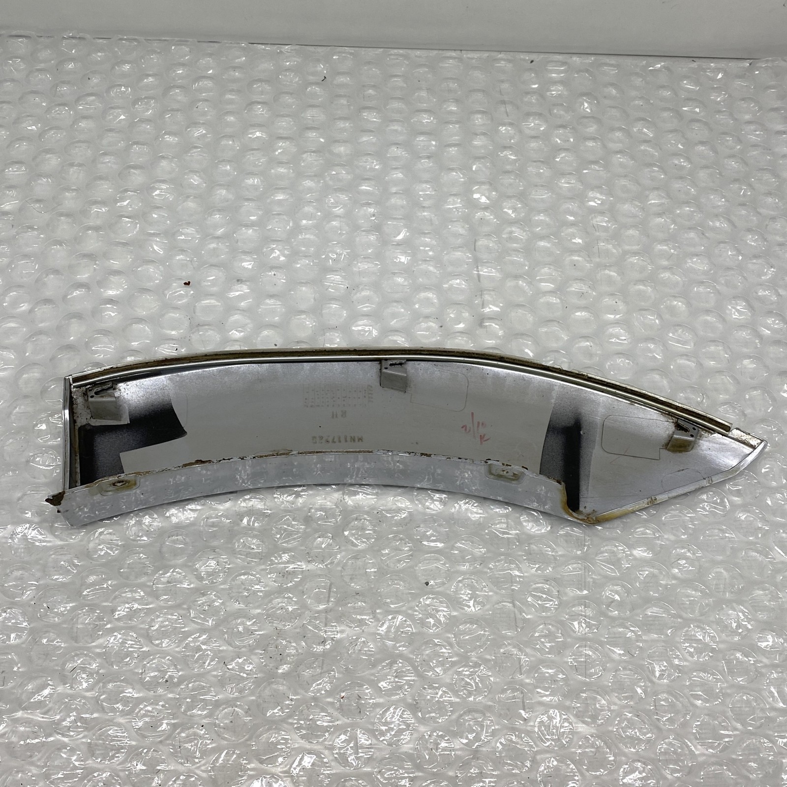 Overfender Rear Right See Description for PAJERO SHOGUN V74W MK3 2.5T