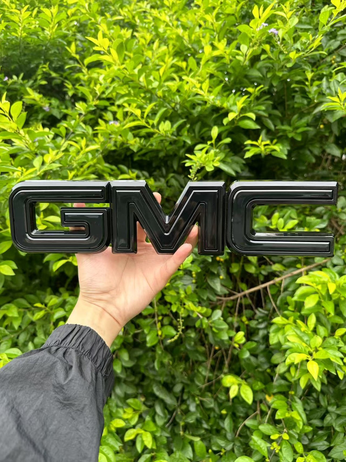 2007-2014 OEM Grille Big Front Black GMC Emblem Badge for Yukon Acadia