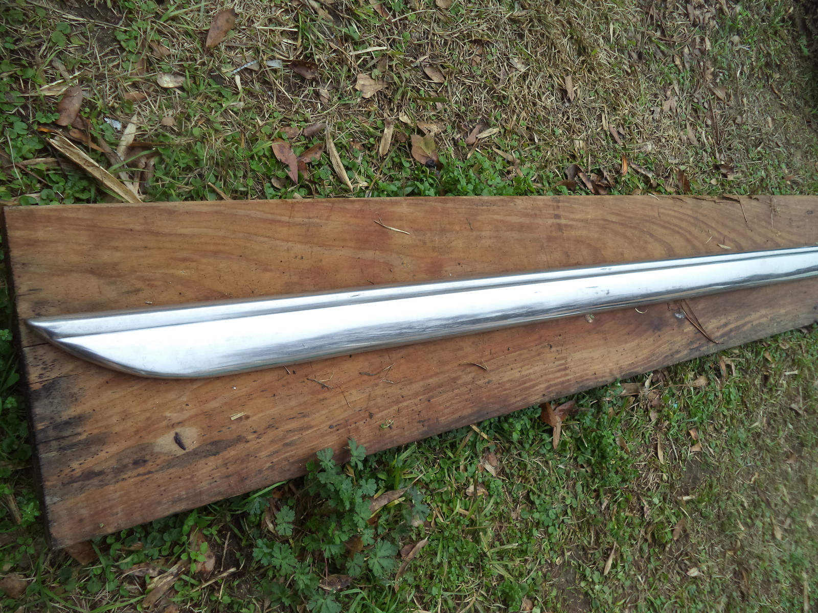 NOS ROCKER MOLDING LH DODGE PLYMOUTH CHRYSLER DESOTO 50’S MODEL/YEAR UNK 78-5/8