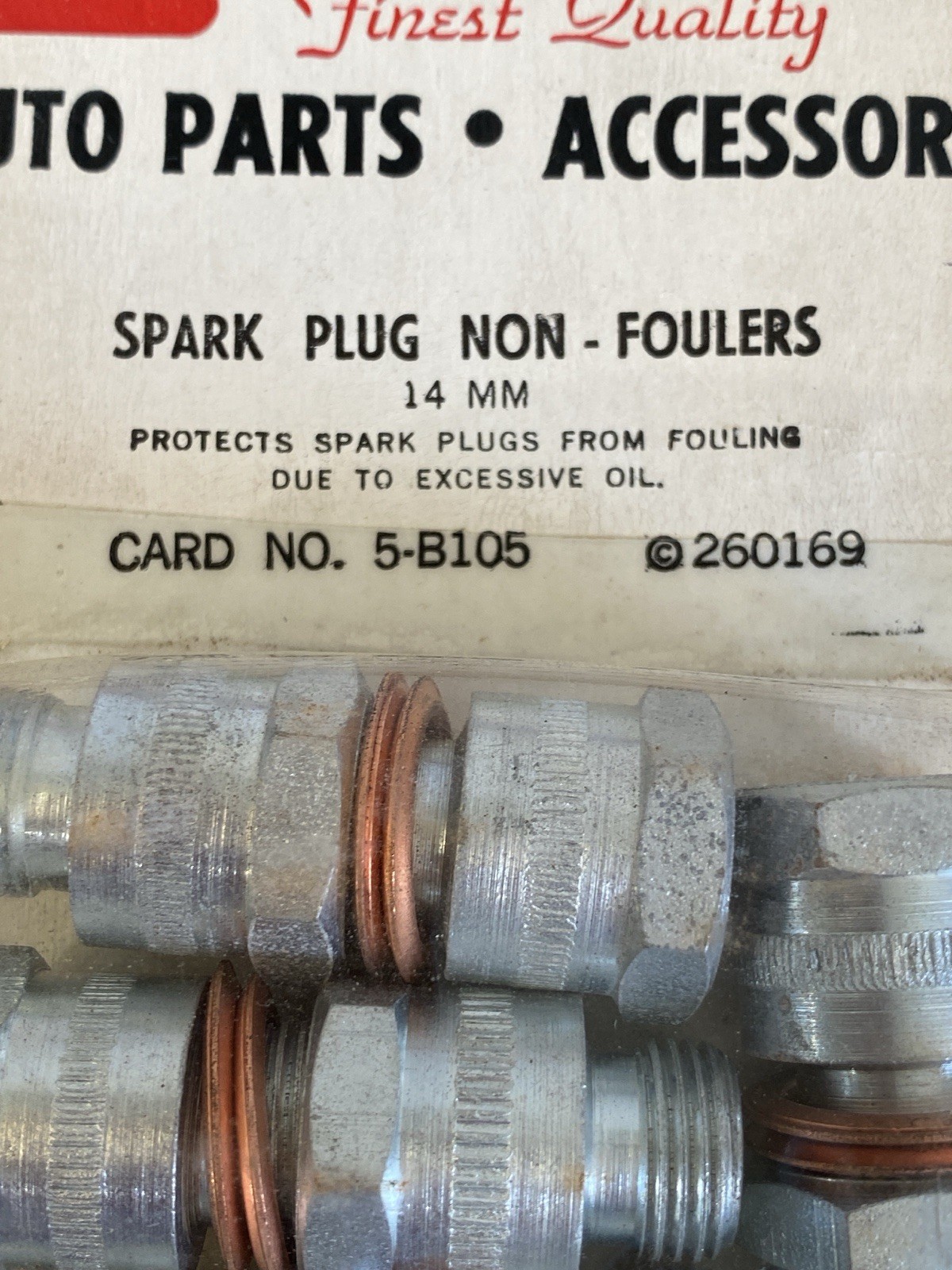 VINTAGE 14MM SPARK PLUG SYSTEM ACCESSORY SET OF 8 SERVICE STATION DISPLAY