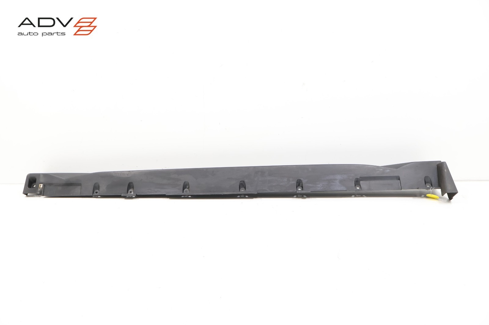 2017 – 2020 NISSAN ROGUE LEFT DRIVER SIDE SKIRT ROCKER PANEL MOLDING OEM