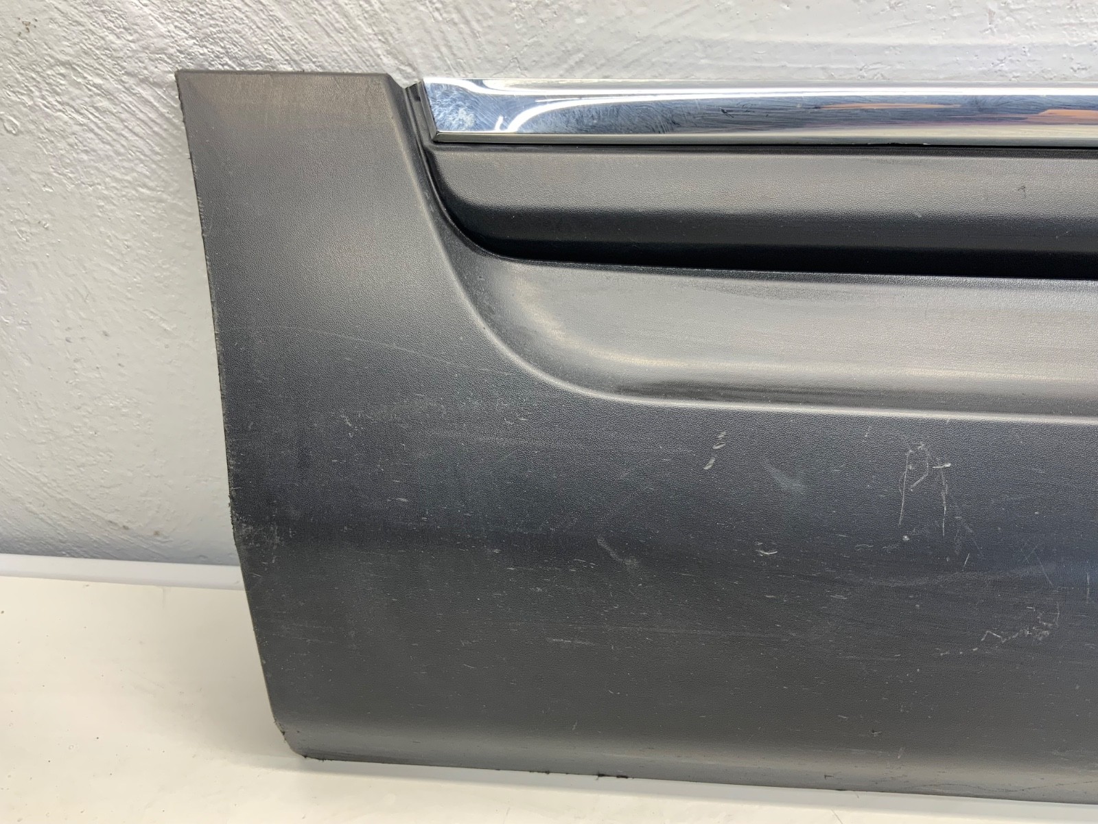 2011-2015 Ford Explorer PASSENGER REAR Door Lower MOLDING TRIM OEM BB53-78254A76