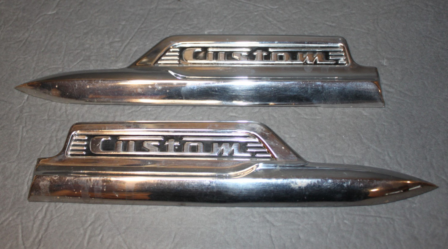 1949-1951 Ford Custom LH & RH Front Fender Chrome Trim Emblem Set -2