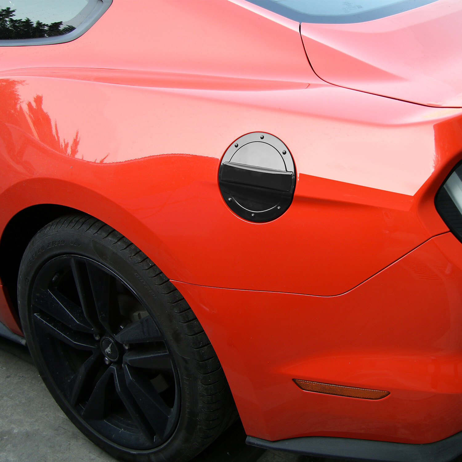 ✅ Fuel Cap Cover for Ford Mustang 15-23, Black