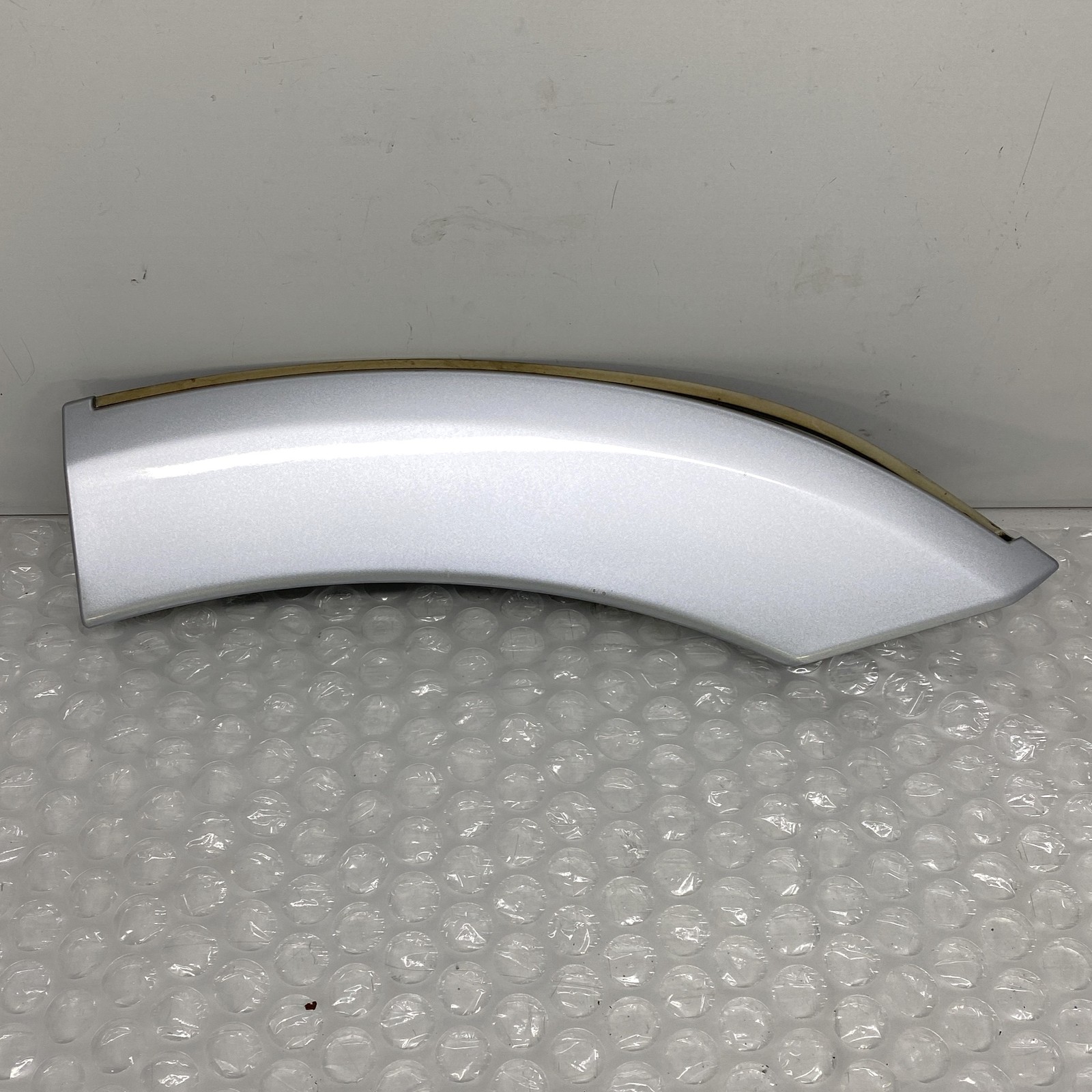 Overfender Rear Left See Description for Mitsubishi PAJERO SHOGUN V73W MK3 3.0