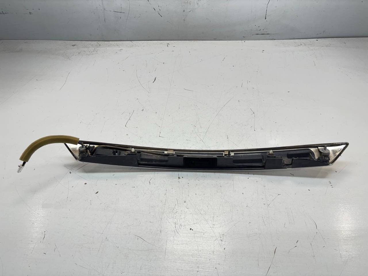 2011 Infiniti QX56 Rear Tailgate Upper Chrome Molding OEM 90816-1LA0A