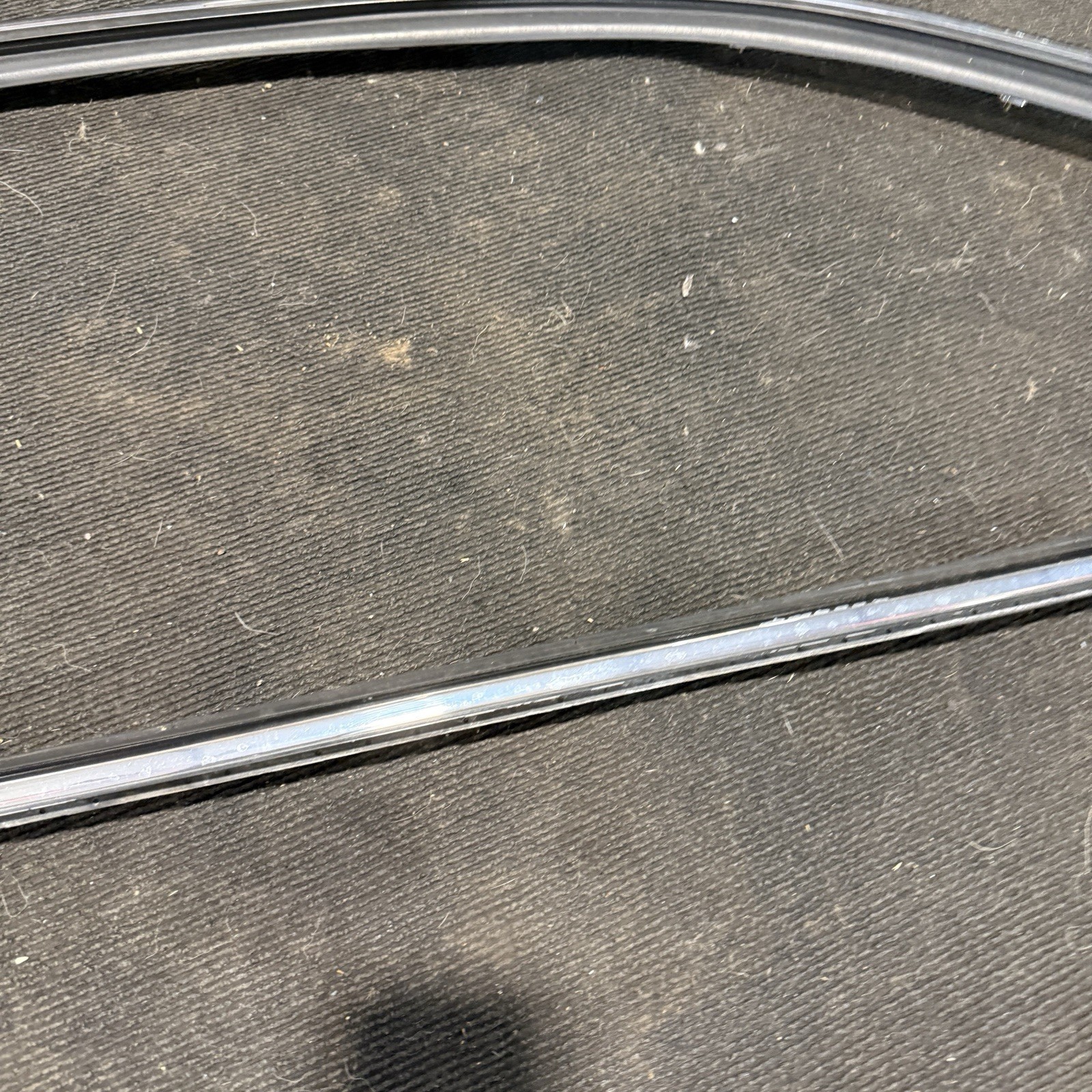 92-00 Lexus SC400 SC300 Right Door Exterior Window Trim Surround Frame