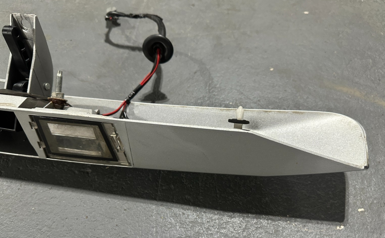 2007-2017 Jeep Patriot Compass Hatch Trunk Liftgate Trim Handle Panel OEM Silver