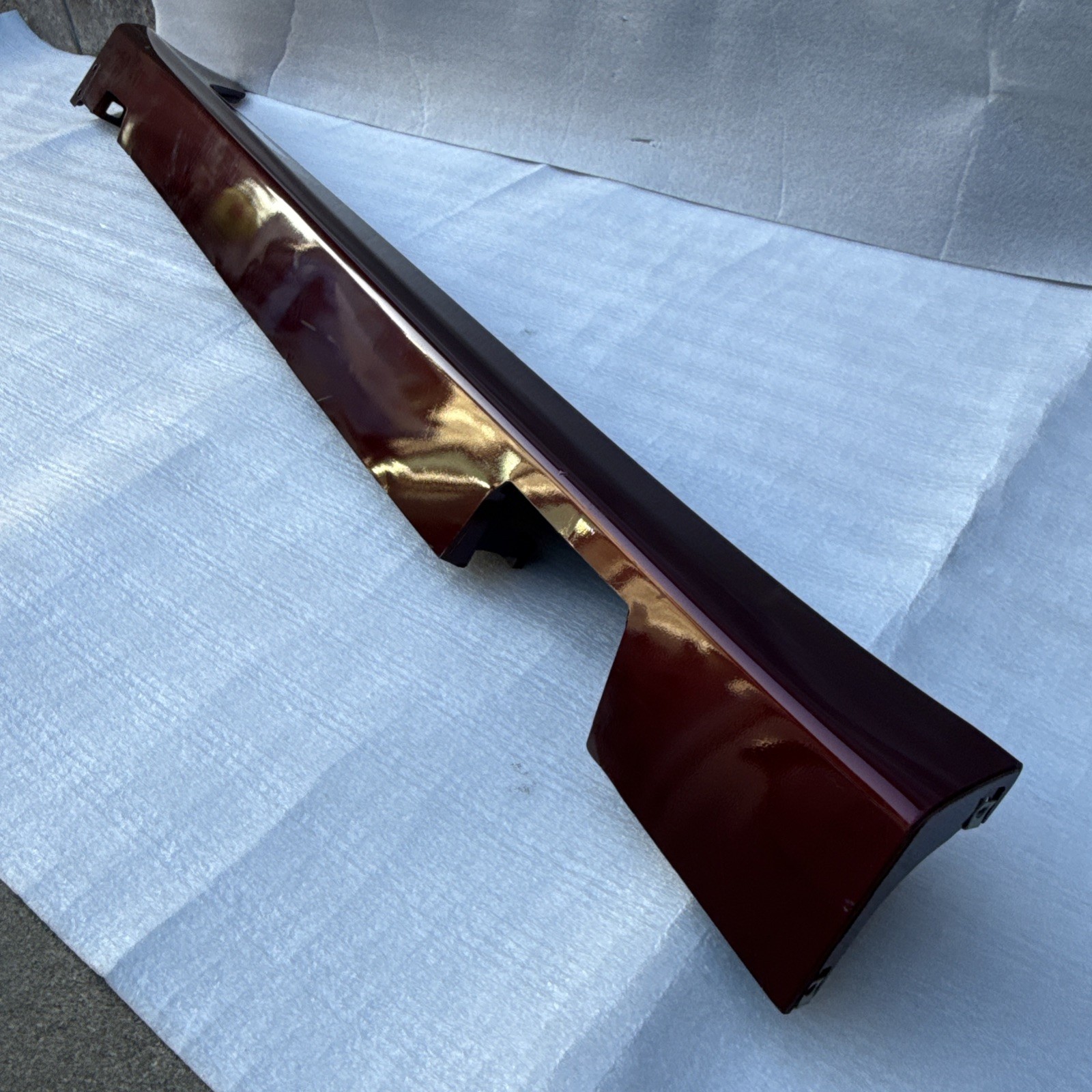 2015-2017 Chrysler 200 Left Rocker Panel Side Skirt Molding Red OEM 1VQ09NRVAG