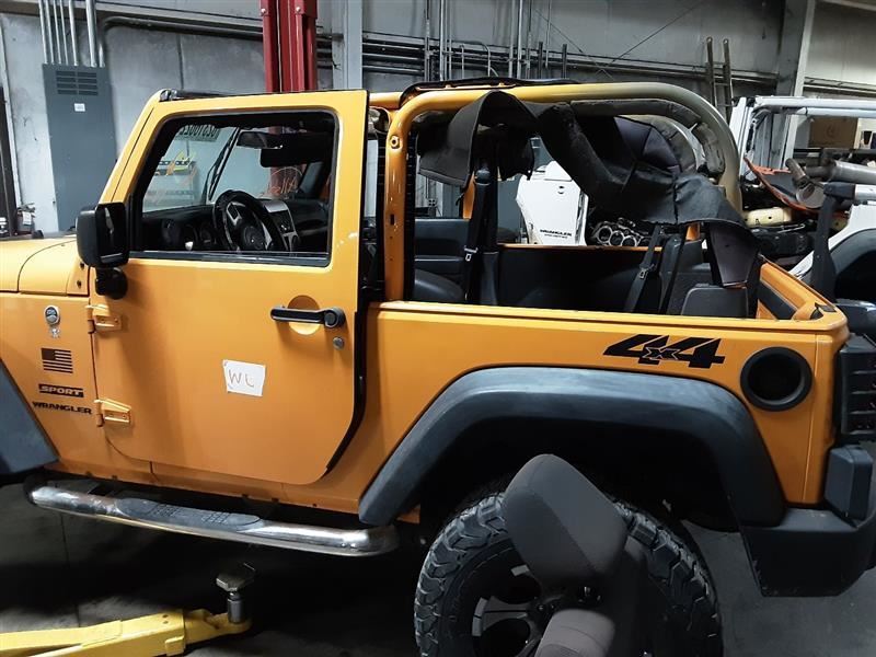 Jeep JK Wrangler OEM ABS Module Plug 2012 2013 2014 77447