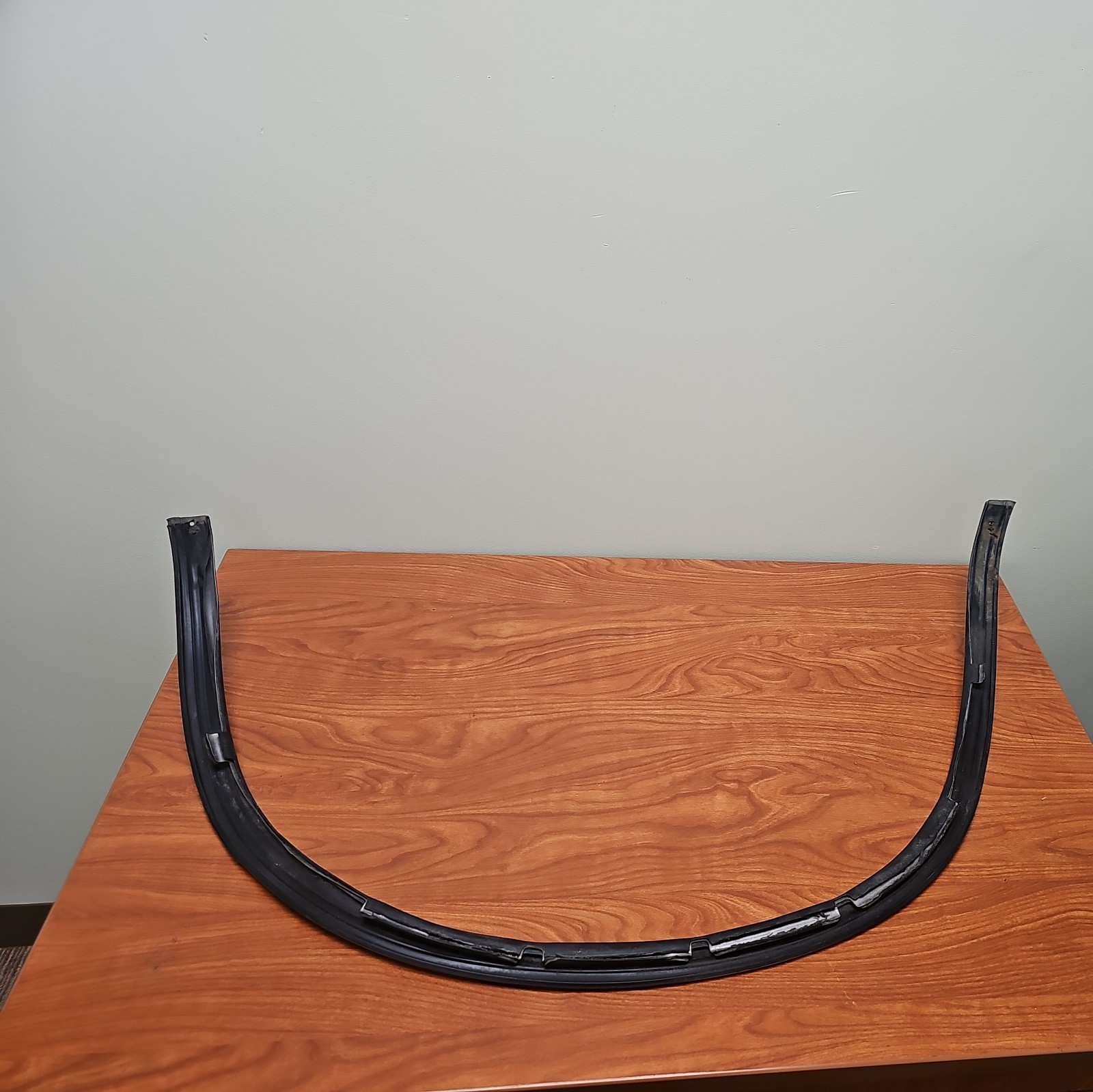 1991 – 1996 Chevy Caprice Impala Wheel Well Trim Molding OEM Full Set