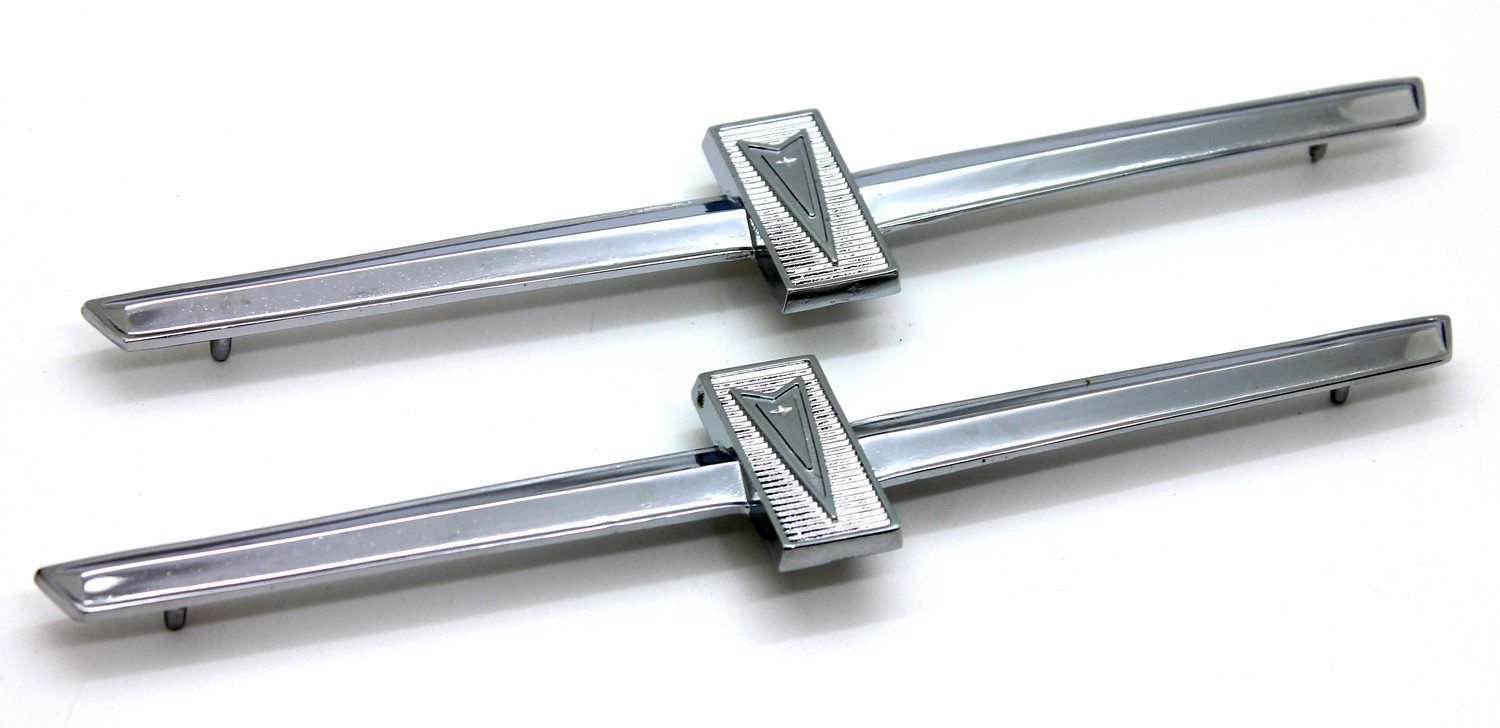 NEW 64 Pontiac GTO Door Panel Emblem Trim Set Pair / USA MADE BBRP 4407973