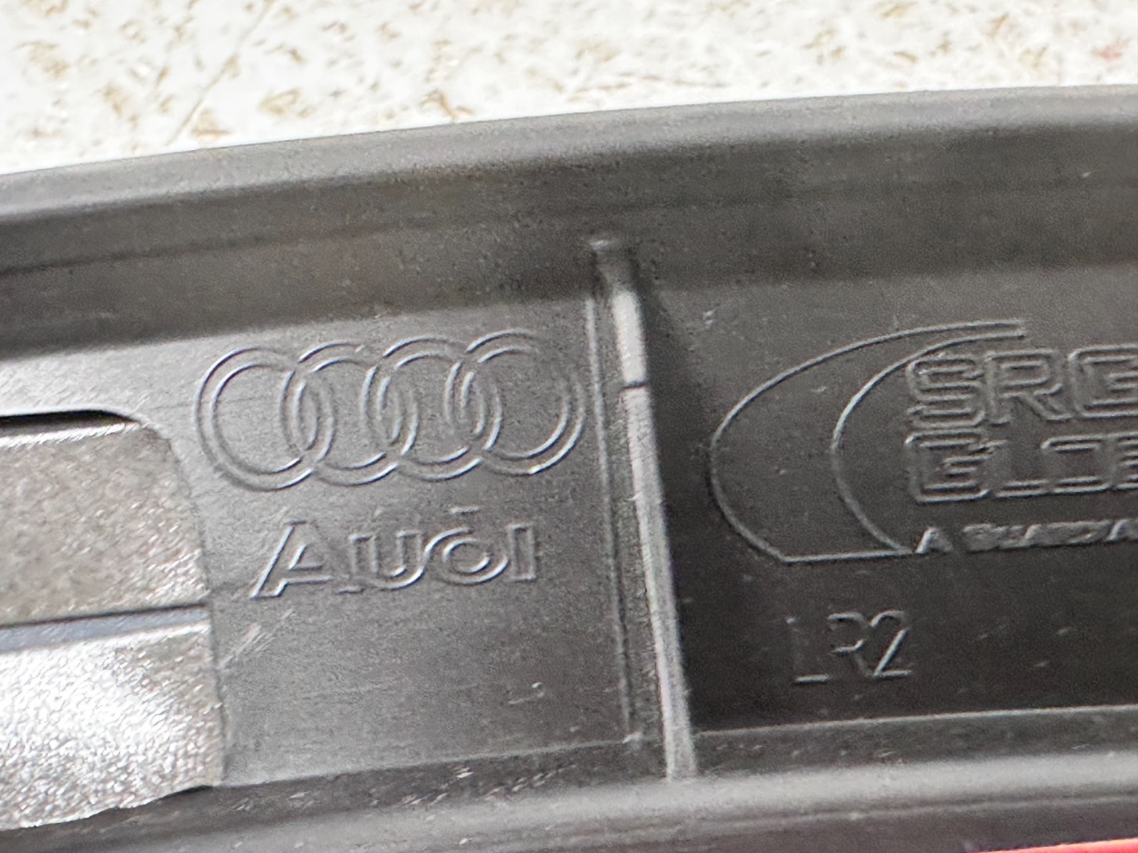 NEW 2015-2018 AUDI Q3 FRONT RIGHT SIDE FENDER FLARE WHEEL ARCH MOLDING TRIM OEM
