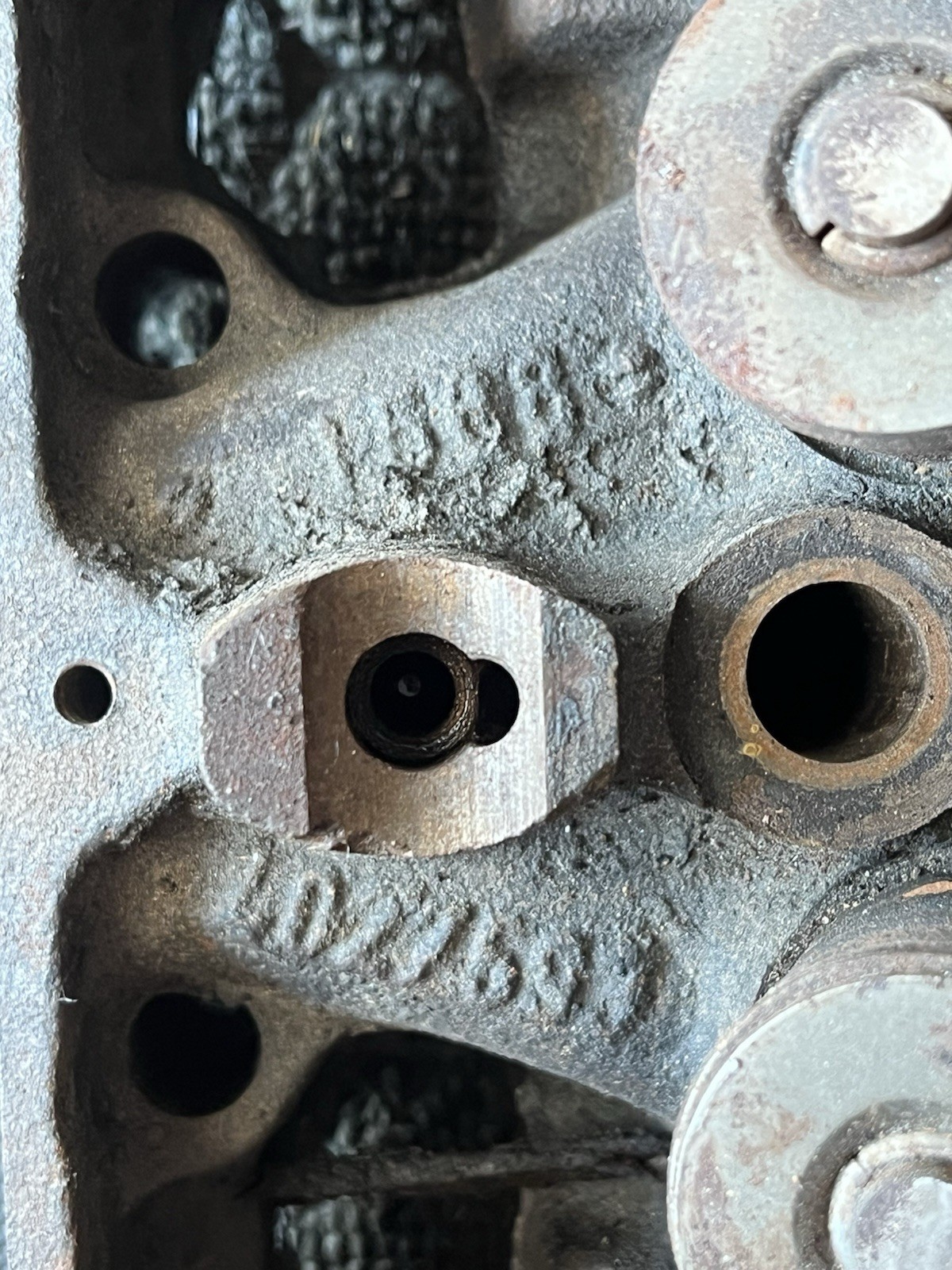 Vintage Pair of 2 Dodge Plymouth Chevy Cast Iron Engine Cylinder Heads 318 Mopar
