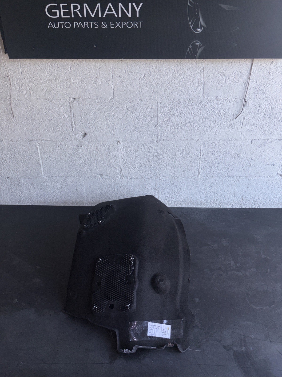 FERRARI 812 SUPERFAST WHEEL ARCH 088064400 wheel house cover front right#3686