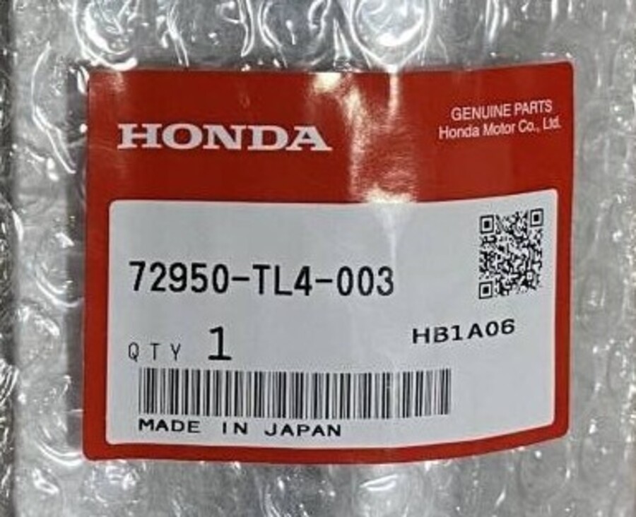 Honda Genuine OEM Parts Molding ASSY. R&L set 72950-TL4-003 & 72910-TL4-003