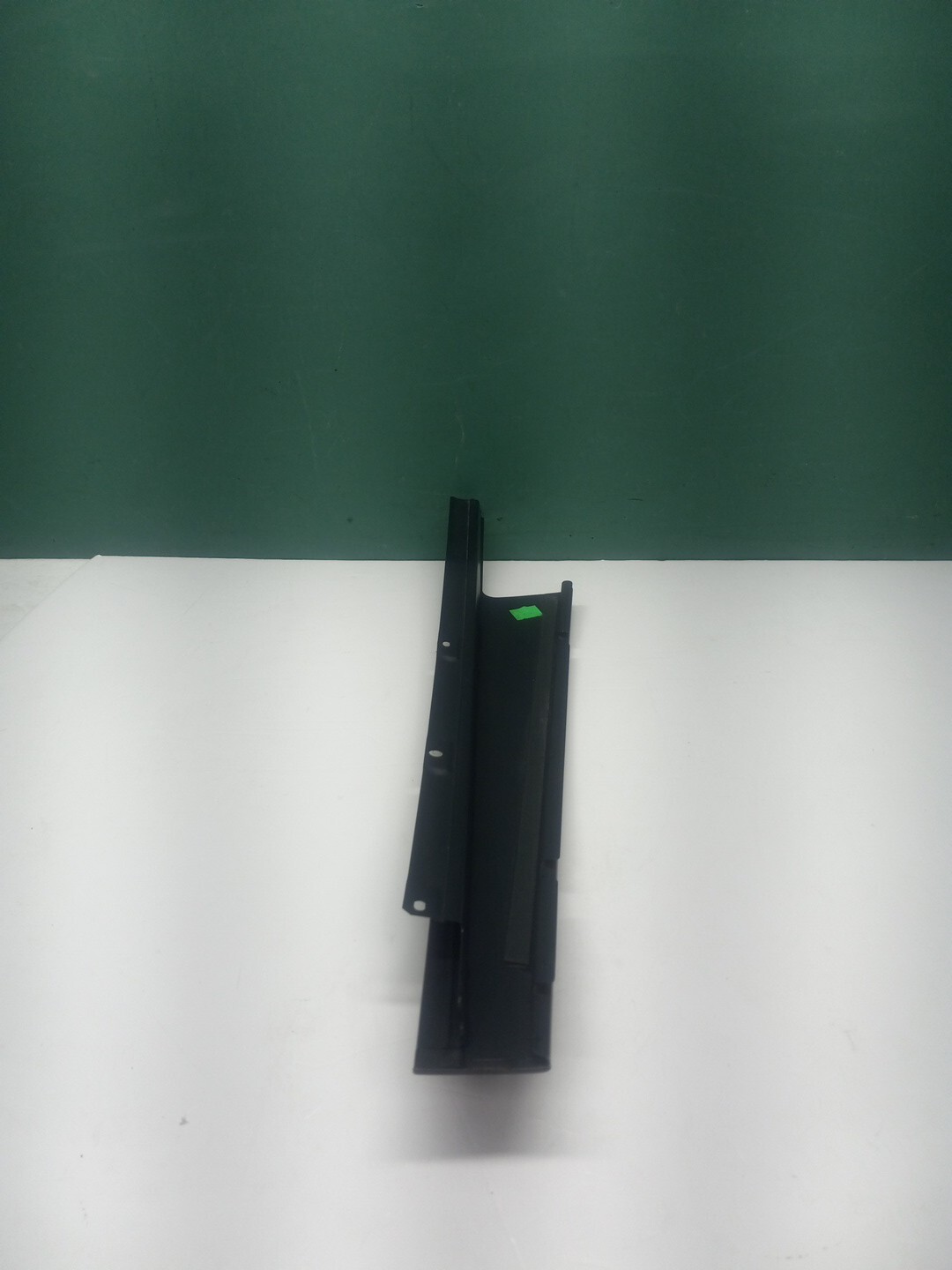 14-22 Jeep Cherokee Rear Right Passa Door Window B Pillar Molding Trim OEM