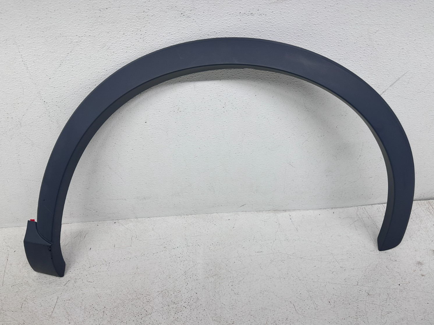 NEW 2015-2018 AUDI Q3 FRONT RIGHT SIDE FENDER FLARE WHEEL ARCH MOLDING TRIM OEM