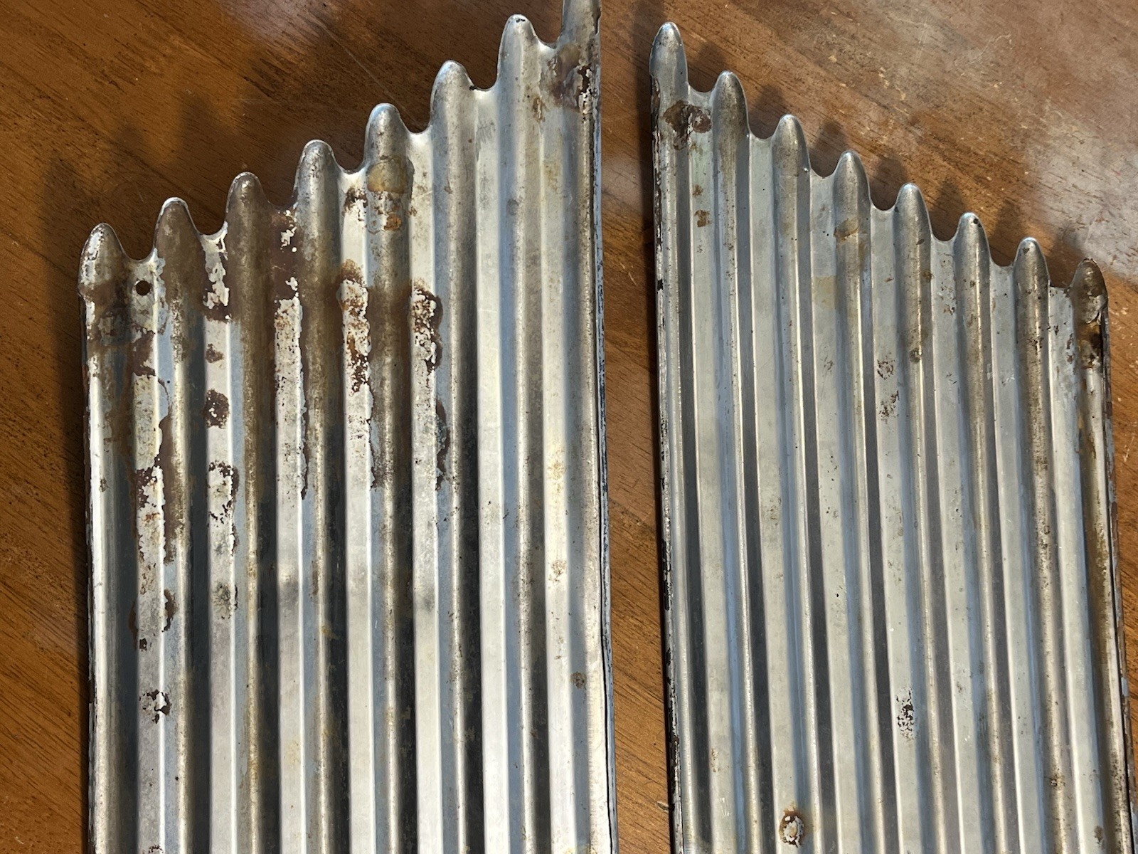 Original 1941 Chevy Special Deluxe Fender Side Trim Washboard Molding Vintage 2