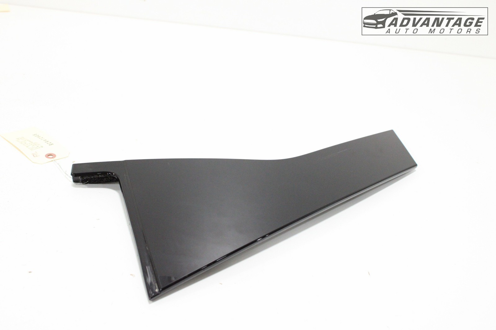 2018-2024 BUICK ENCLAVE REAR LEFT DOOR REARWARD APPLIQUE TRIM PANEL MOLDING OEM