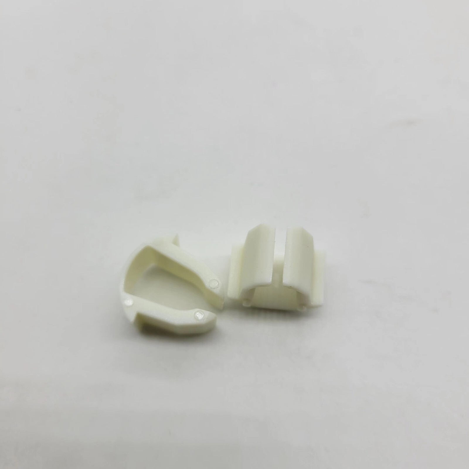10pcs White Nylon Fuel Line Retainer Clips Clamp for Ford Taurus 4F1Z-9A317-AA