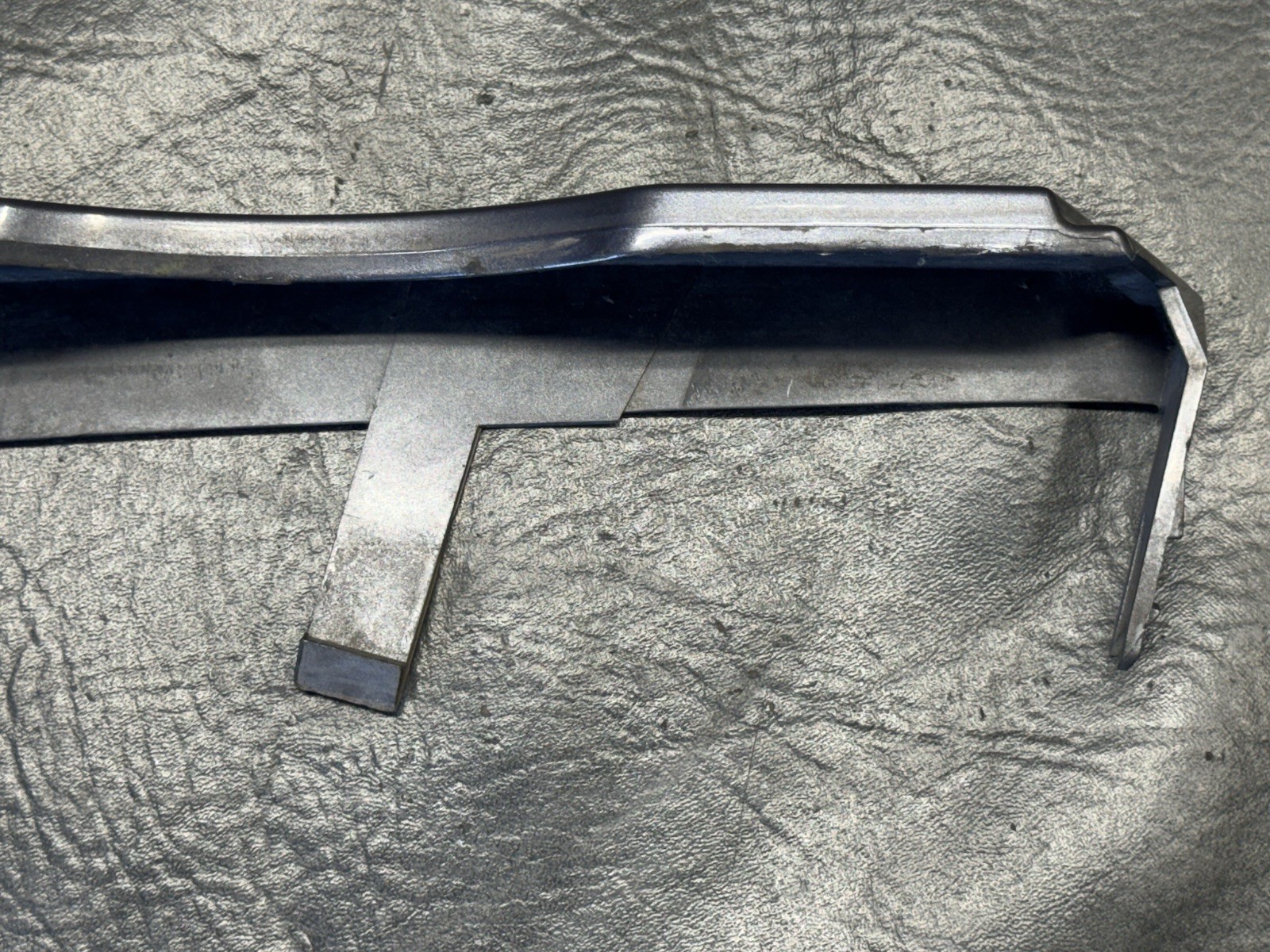 99-01 BMW E46 323ci 325ci 330ci Front Left Head Light Moulding Trim OEM