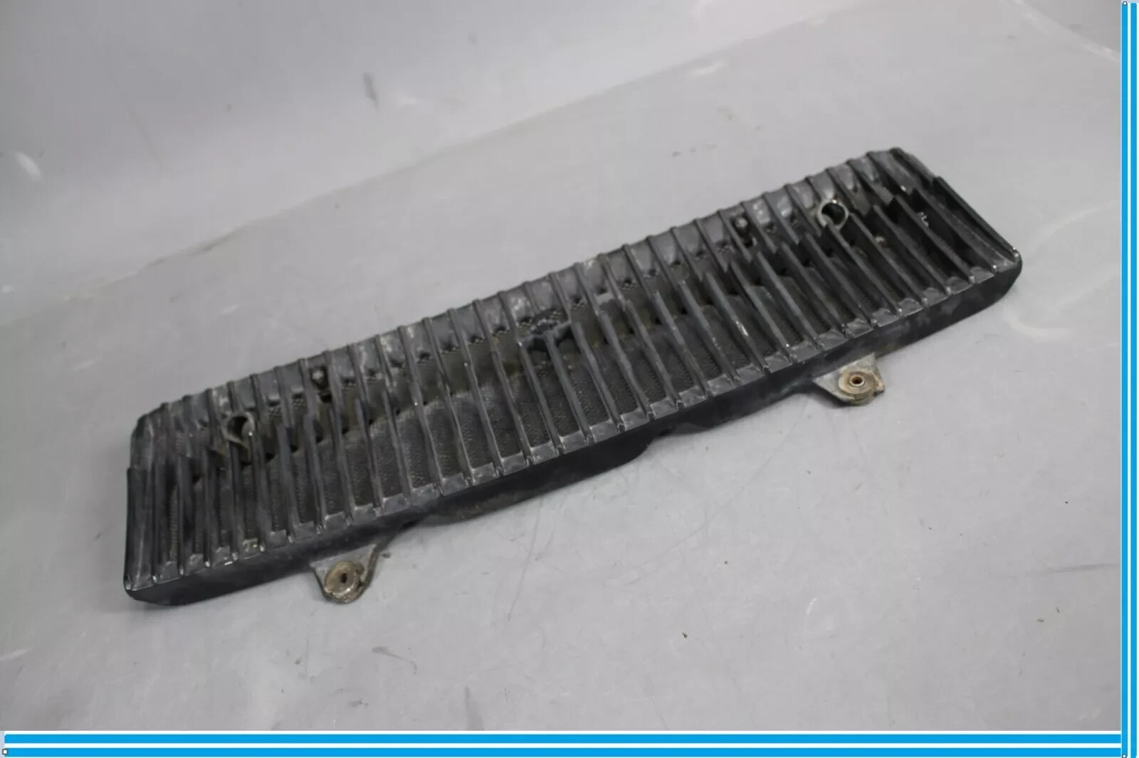 81-91 Jaguar XJS HE Windshield Wiper Mesh Grille Grill Vent Cowl Black OEM