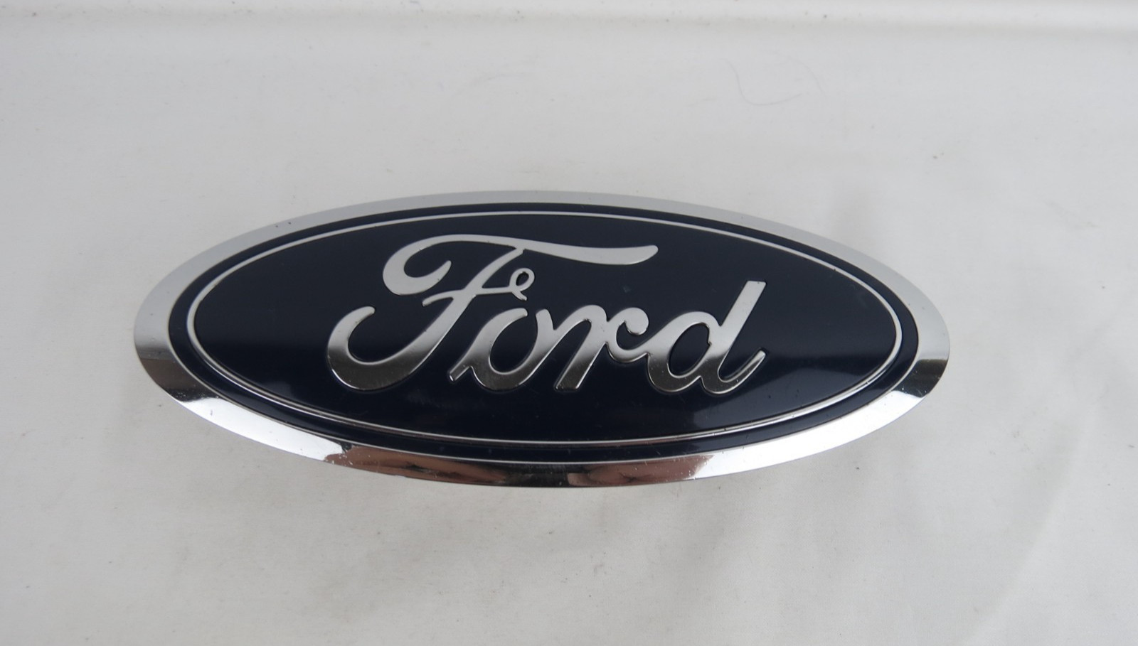 2017-2018 Ford Escape Front Grille Emblem Oval Badge Symbol Logo Genuine OEM