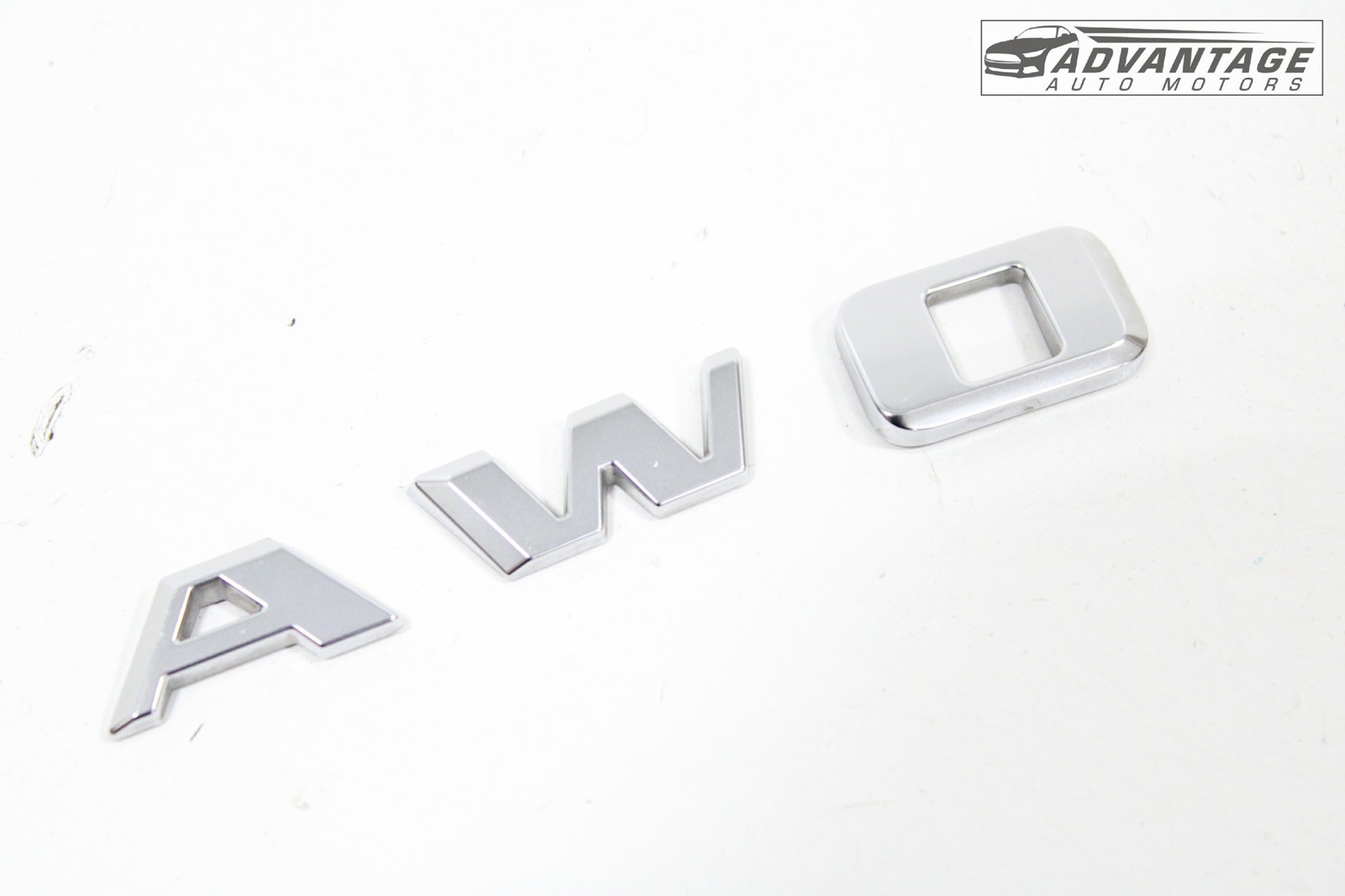 2019-2025 CADILLAC XT4 2.0L AWD REAR DOOR LIFTGATE NAMEPLATE LOGO SYMBOL OEM