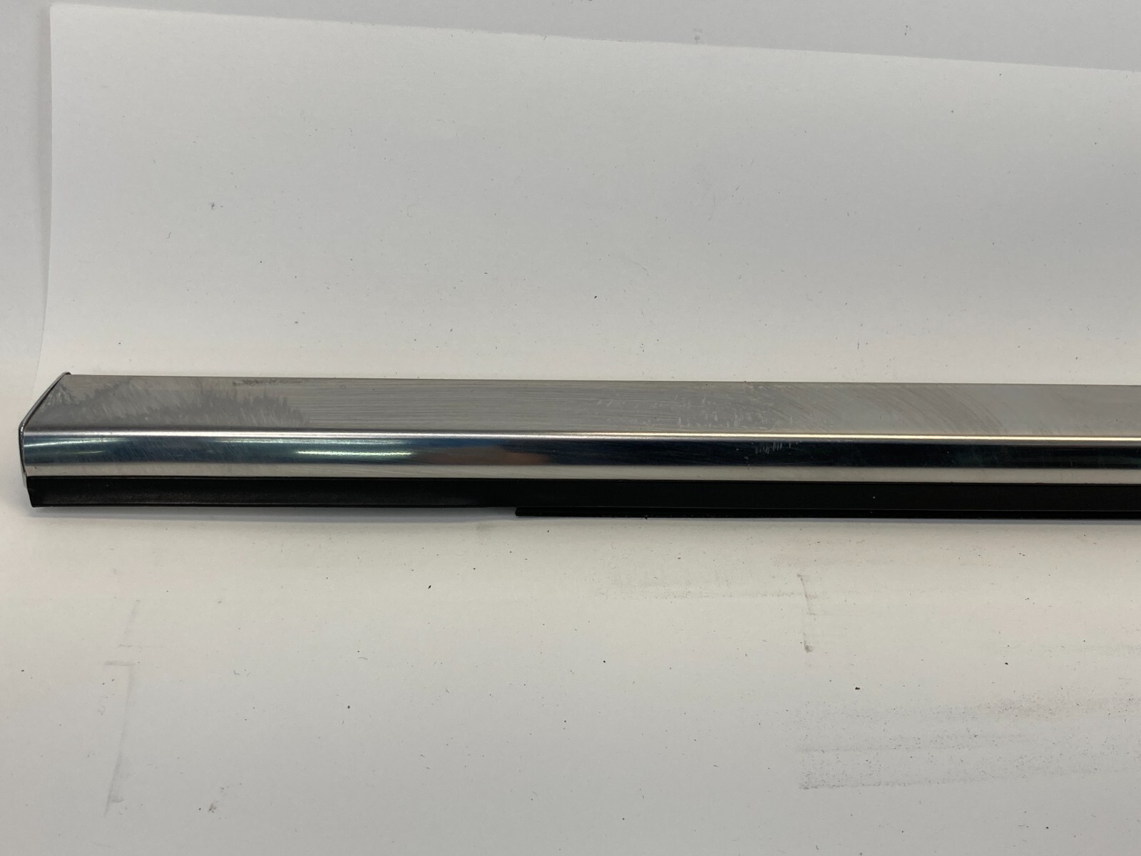 2008-2014 CADILLAC CTS FRONT LEFT EXTERIOR WINDOW BELT REVEAL TRIM MOLDING OEM