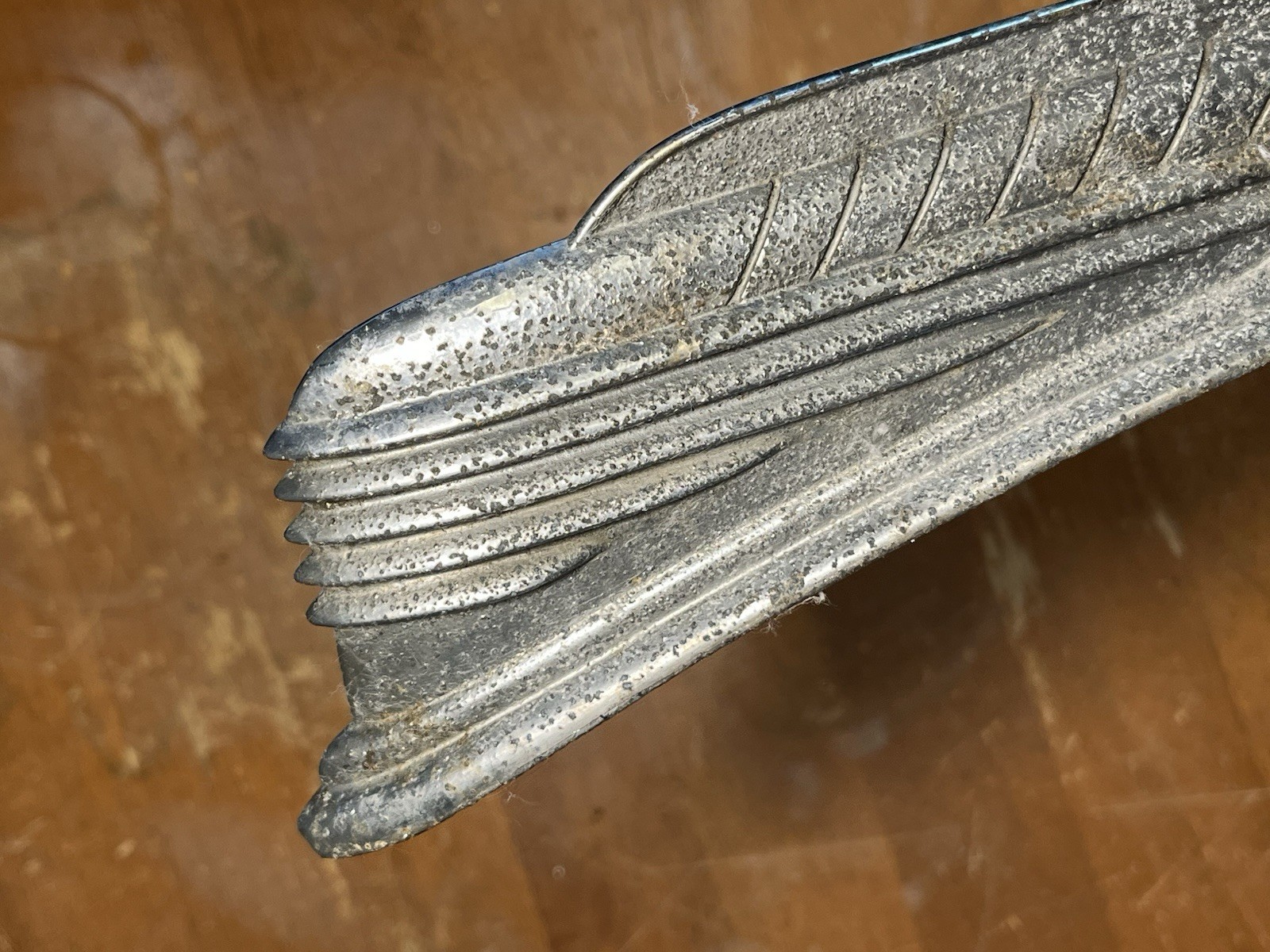 Original 1941 Chevy Chevrolet Special Deluxe Fender Ornament Trim Spear Chrome