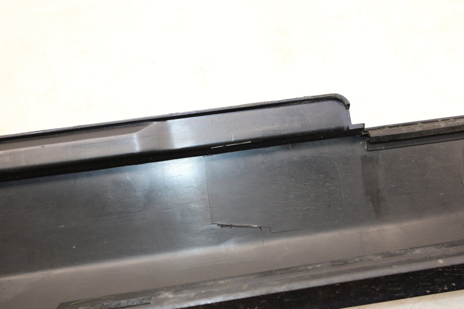 2009-2015 Mazda MX-5 Miata Left Rocker Panel Molding OEM RF1