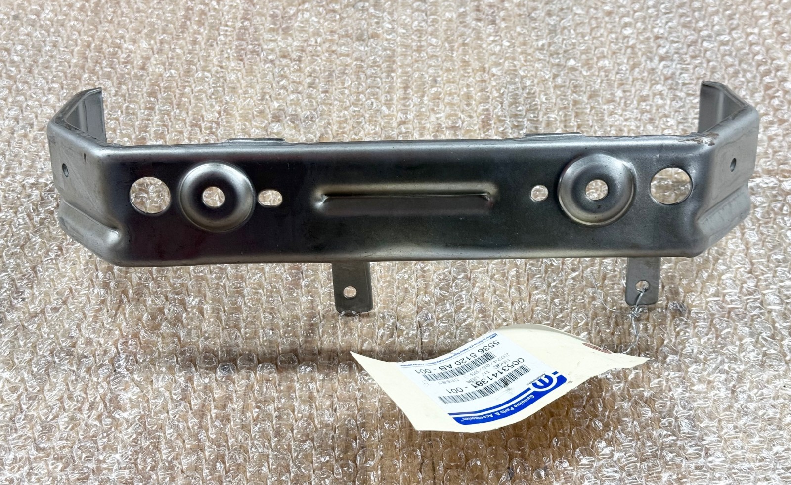 DODGE RAM 1500 2500 3500 4500 5500 FRONT L or R FLOOR CONSOLE BRACKET OEM MOPAR