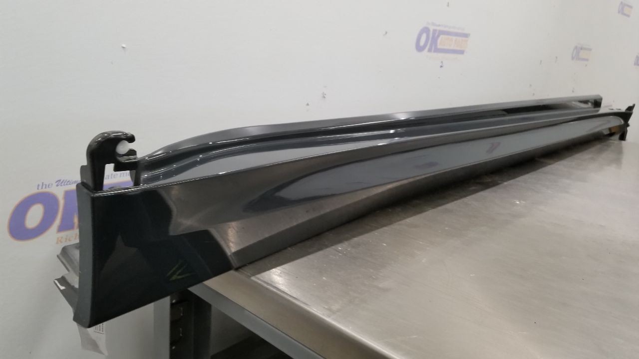 22 BMW X7 M50I G07 ROCKER PANEL MOULDING SIDE SKIRT RIGHT PASSENGER GRAY