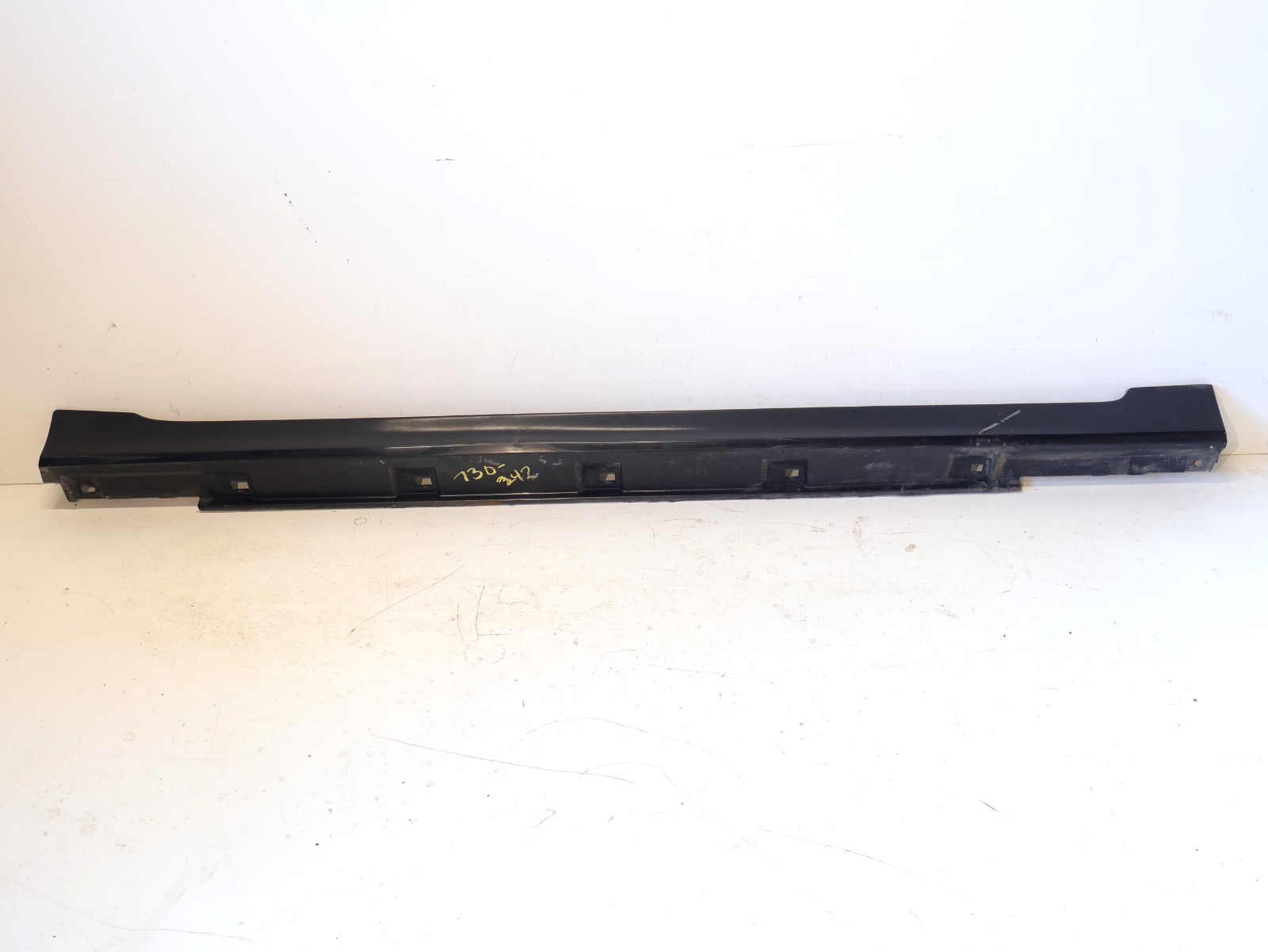2012-2016 Subaru Impreza 2.0L Wagon Passenger Side Skirt Bottom Rocker RH OEM