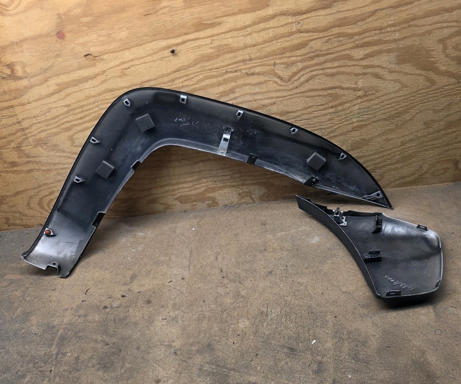 2012 2013 2014 2015 Toyota Tacoma Front Left Fender Flare W/Bumper End Cap OEM
