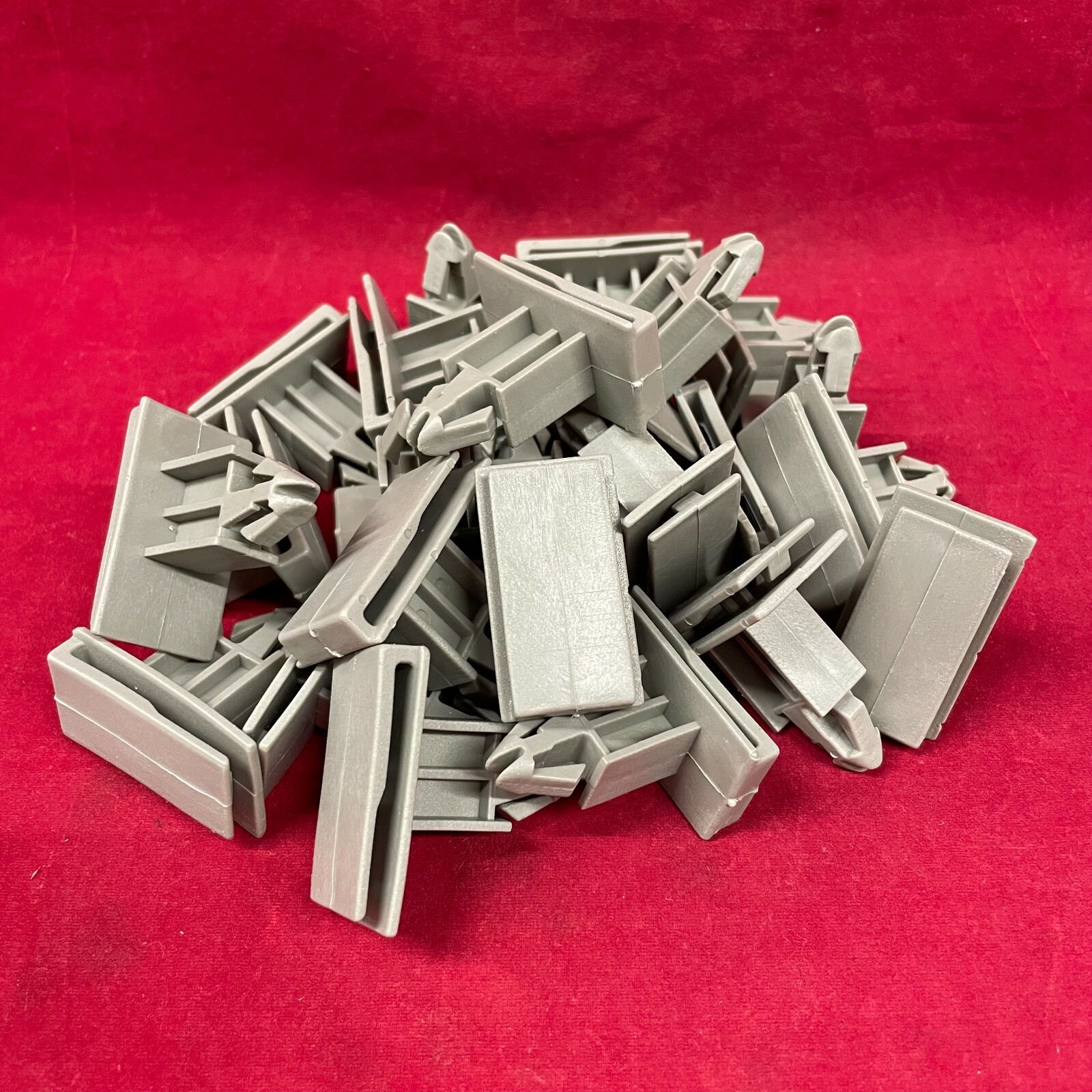 Set of 100: OE Spec Rocker Panel Moulding Clips Fits GM 10431761 USA Seller