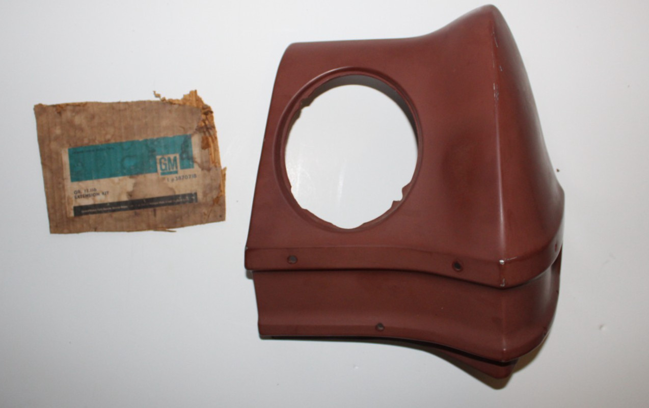 NOS 1965 65 Chevrolet Chevy Impala right quarter extension GM, 3870718