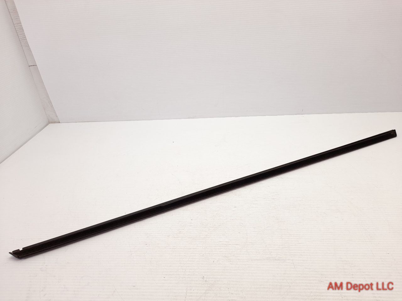 2012 Mini Cooper S R56 R57 R55 R58 R59 Front Left Door Weatherstrip Molding Trim