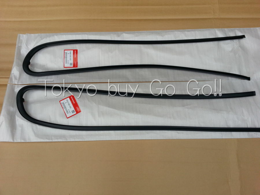 Honda CRX Quarter Window Glass Out Molding RH & LH Set Genuine OEM Parts 88-91