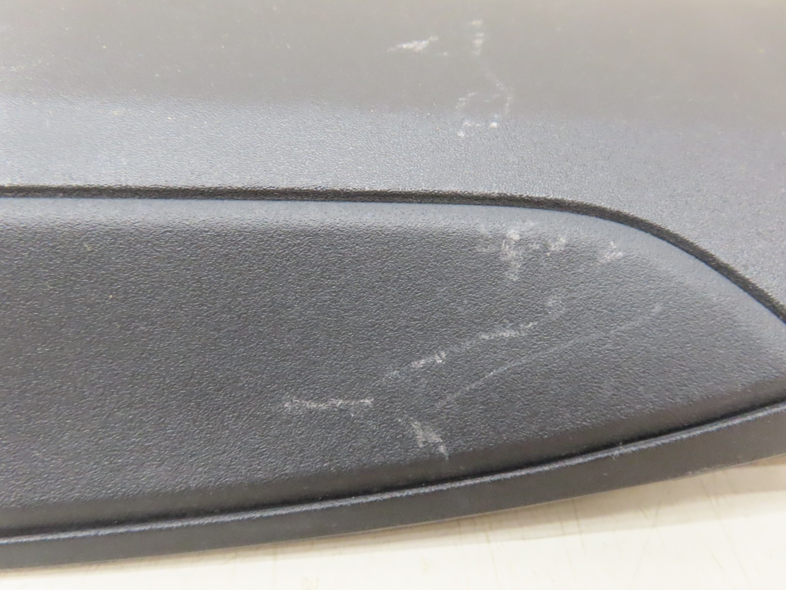 2023-2025 HONDA PILOT REAR RIGHT SIDE LOWER DOOR MOULDING OEM 75313-T90