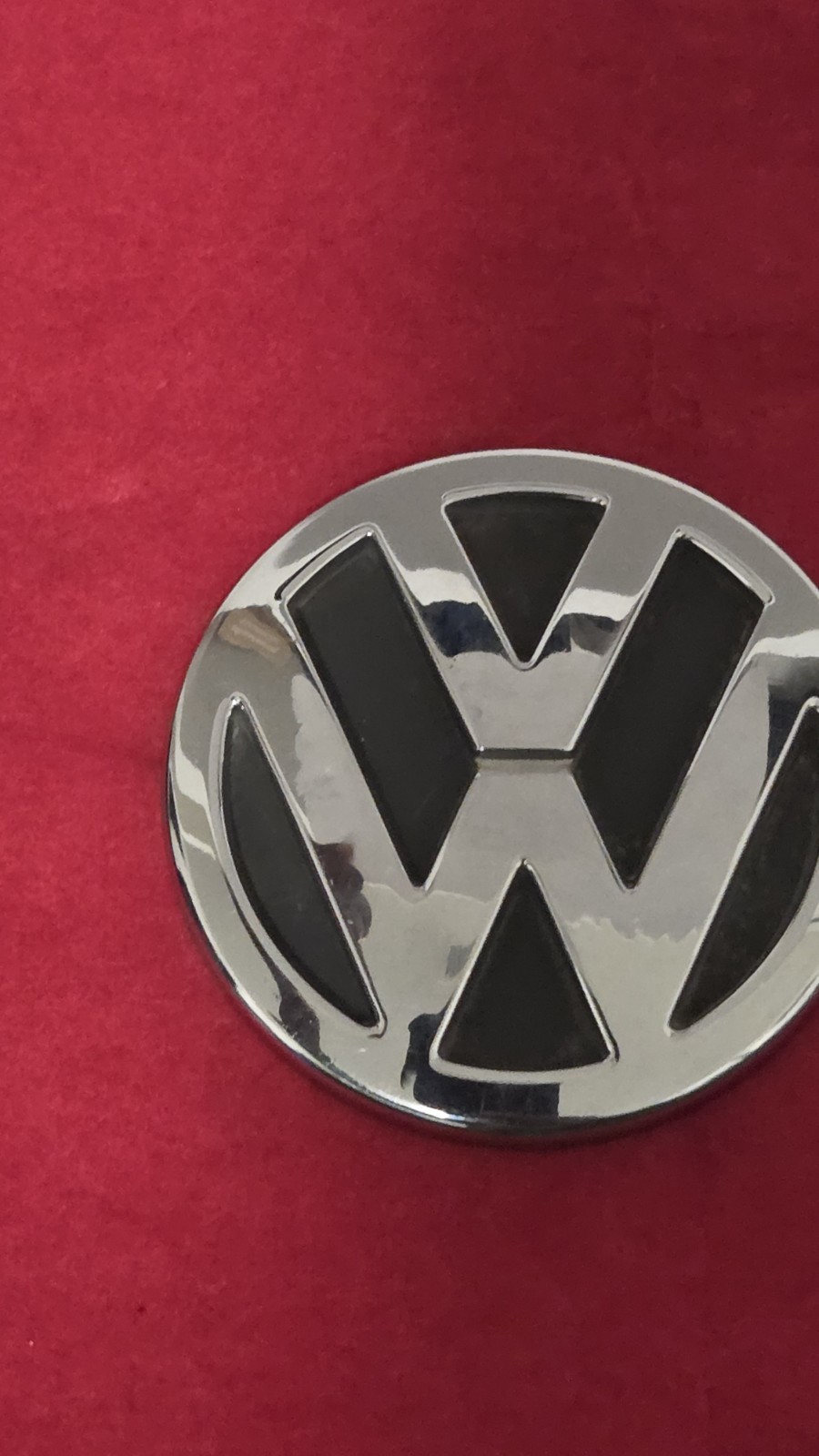 Trunk Hatch Emblem Badge 01-05 VW Passat Wagon B5.5 – Genuine – 3B9 853 630
