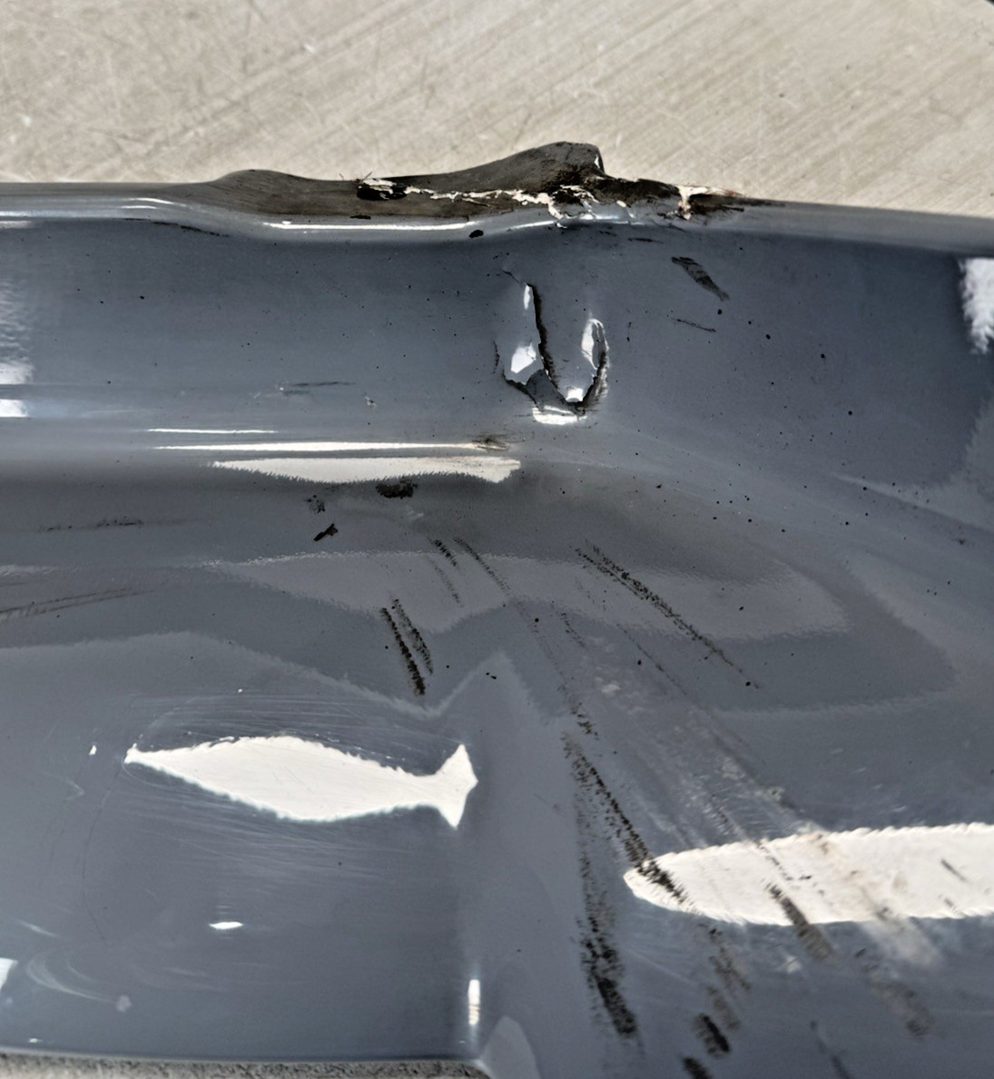 2021 Freightliner Rocker Panel Right Passenger Panel Trim Light Gray *1938*